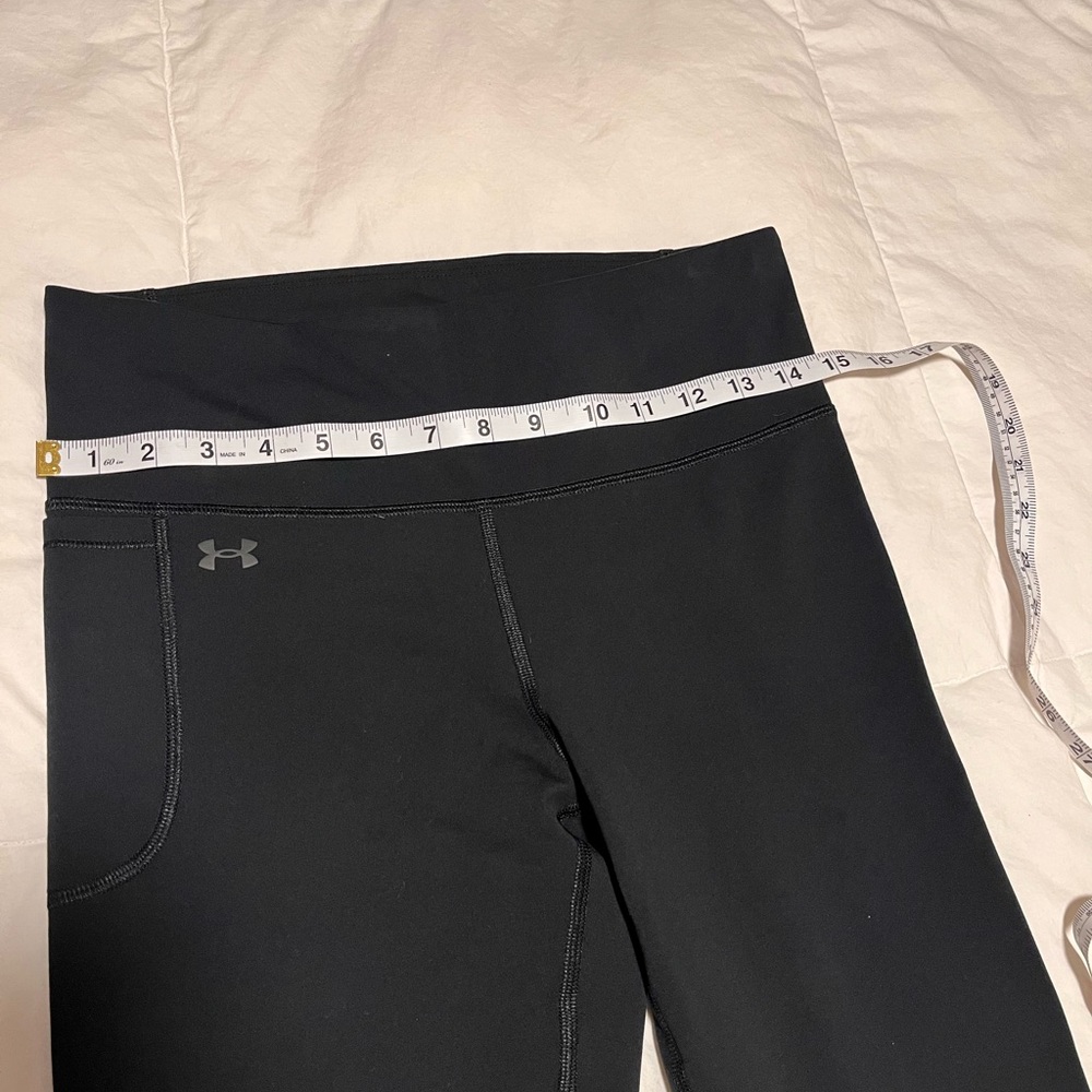 Women’s Large Under Armour Fitted Motion Black Active Leggings - Picture 3 of 9